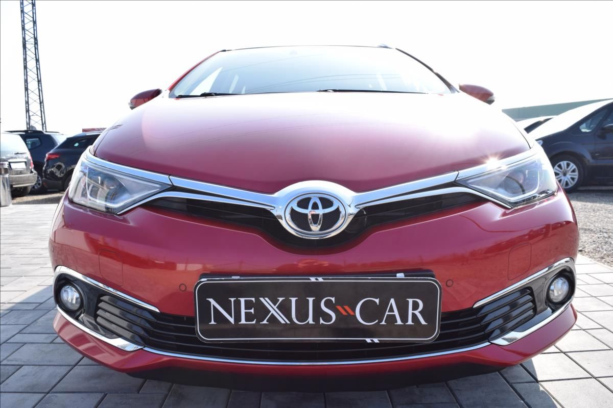 Toyota Auris, 1,2 i 85KW XENONY AUTOMAT ALU - fotka 2