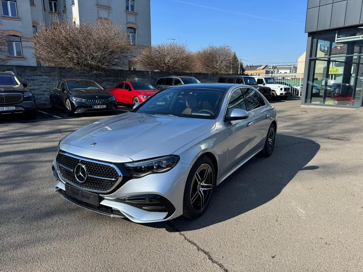 Mercedes-Benz Třídy E, E 450 d 4MATIC - fotka 3
