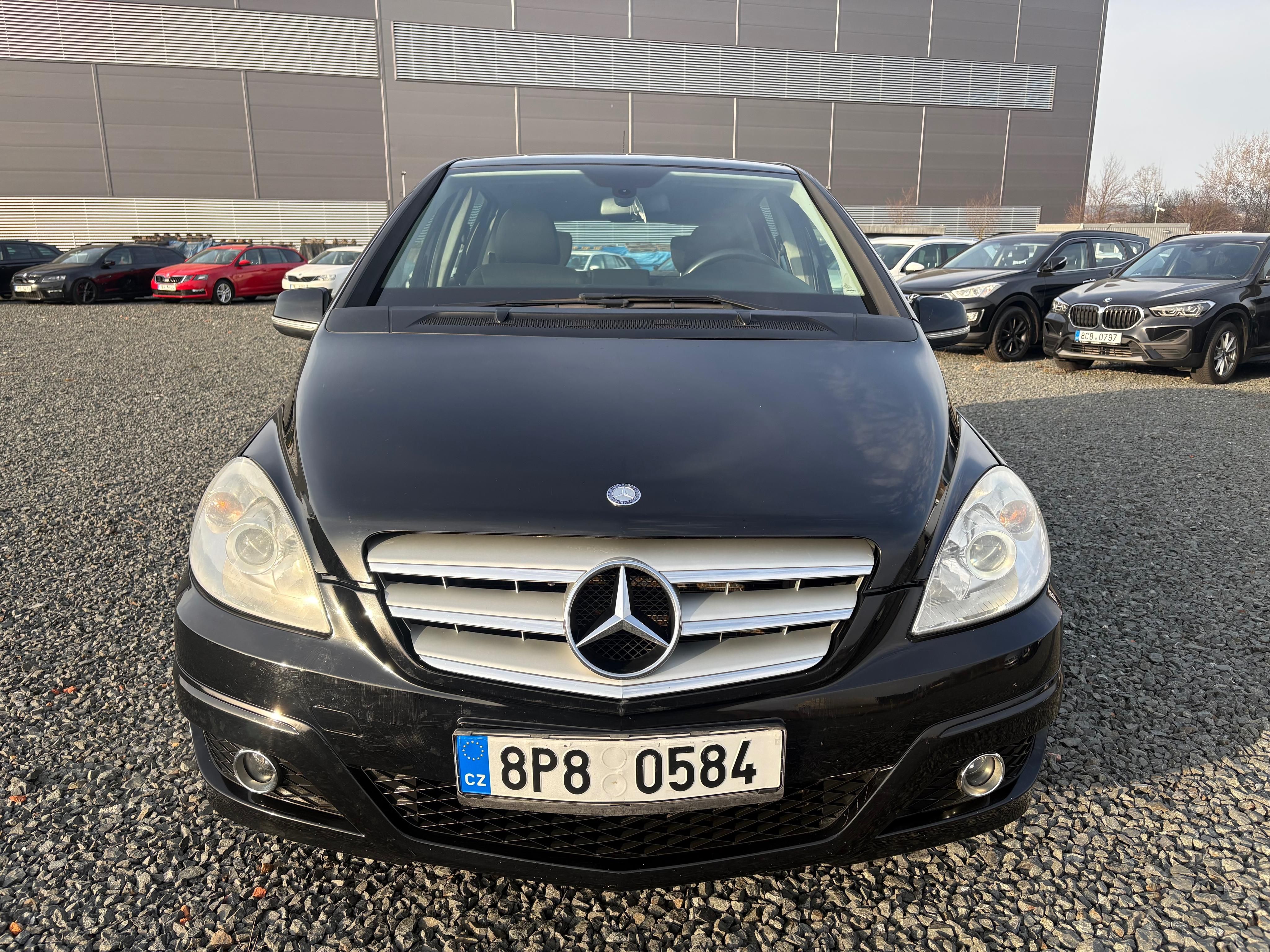 Mercedes-Benz Třídy B, 180i 85kw Classic - fotka 2
