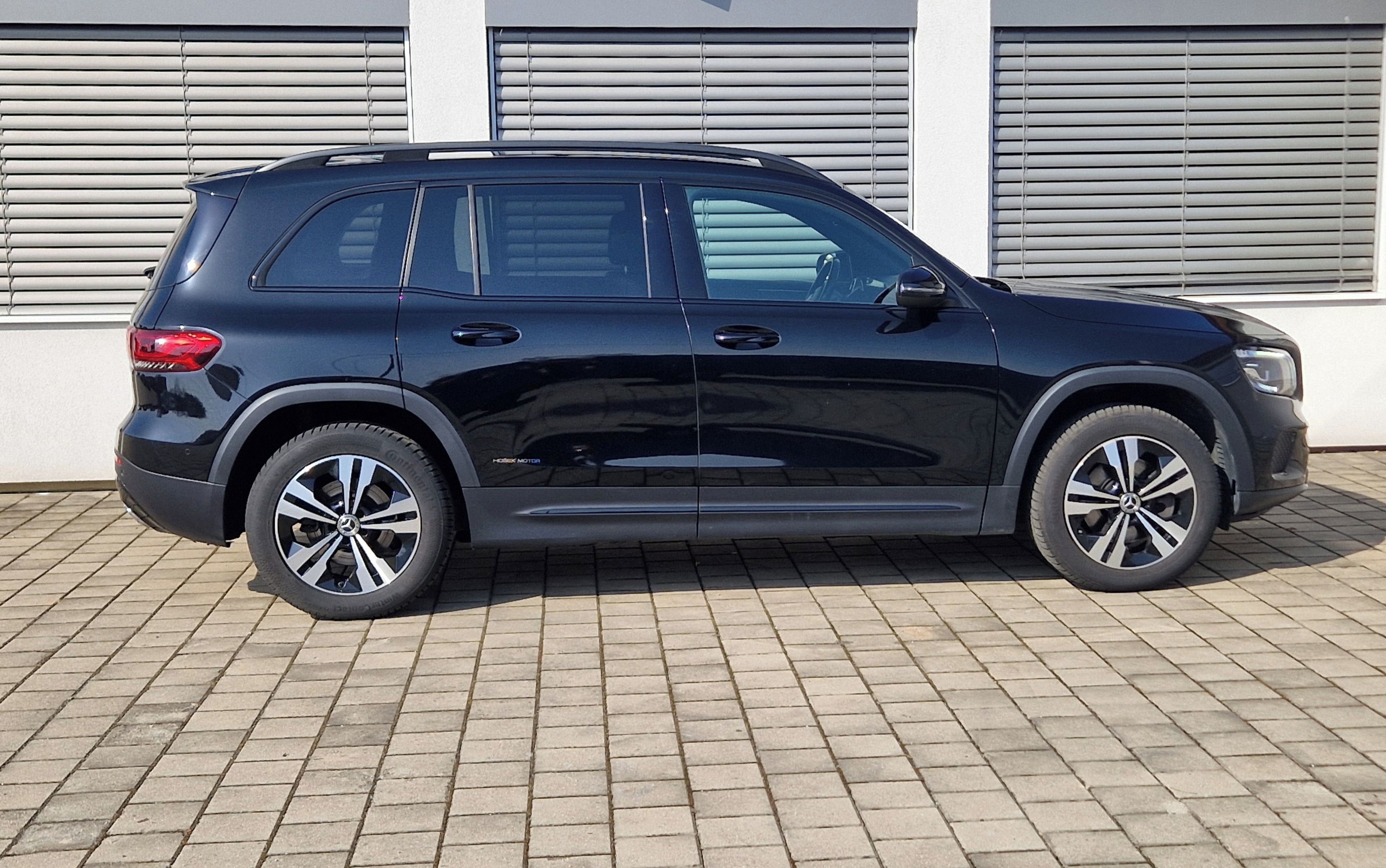Mercedes-Benz GLB, 250, 165 kW - fotka 4