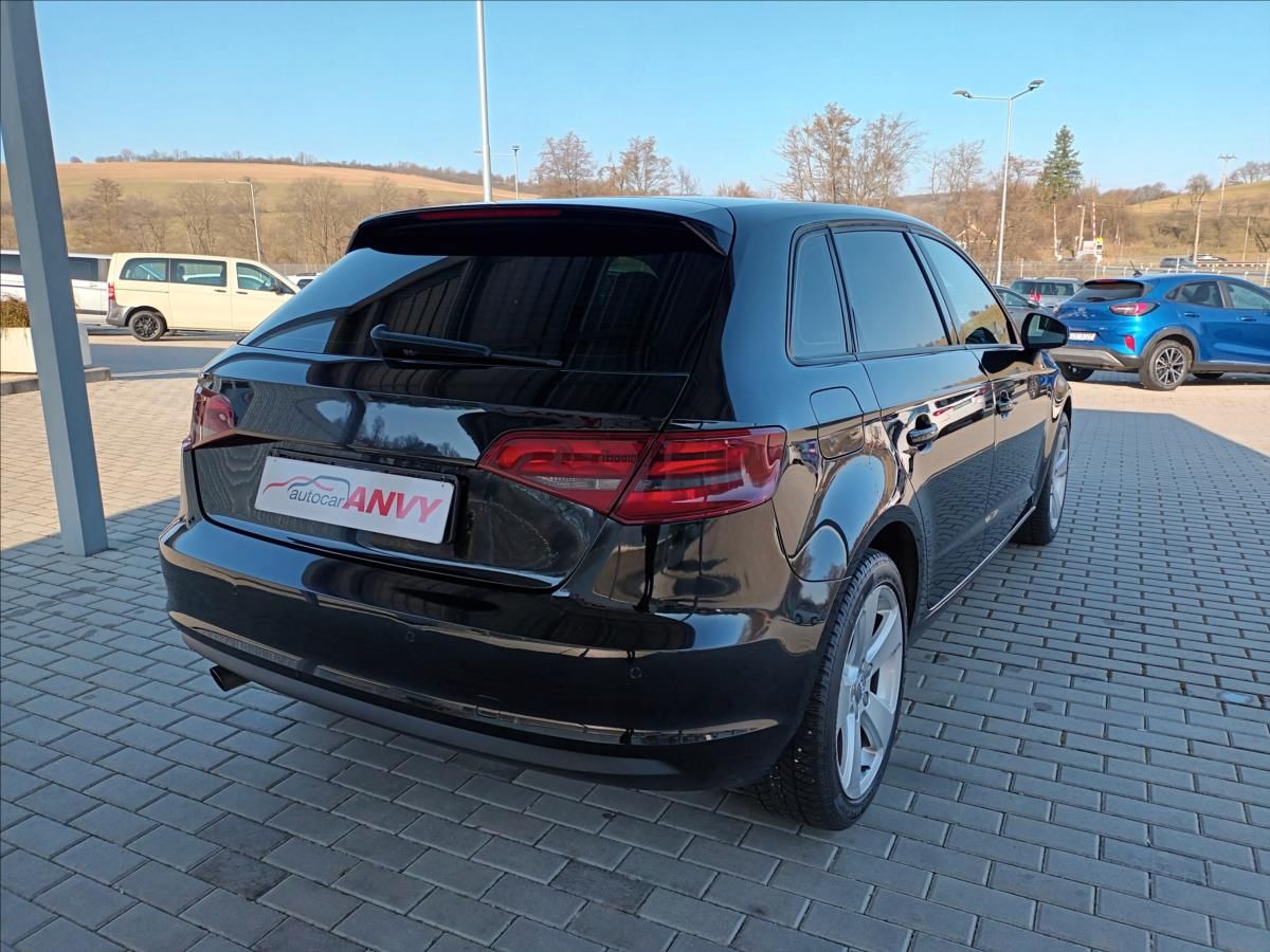 Audi A3, 1,2 TFSI,77KW,KLIMA,PARKING - fotka 5