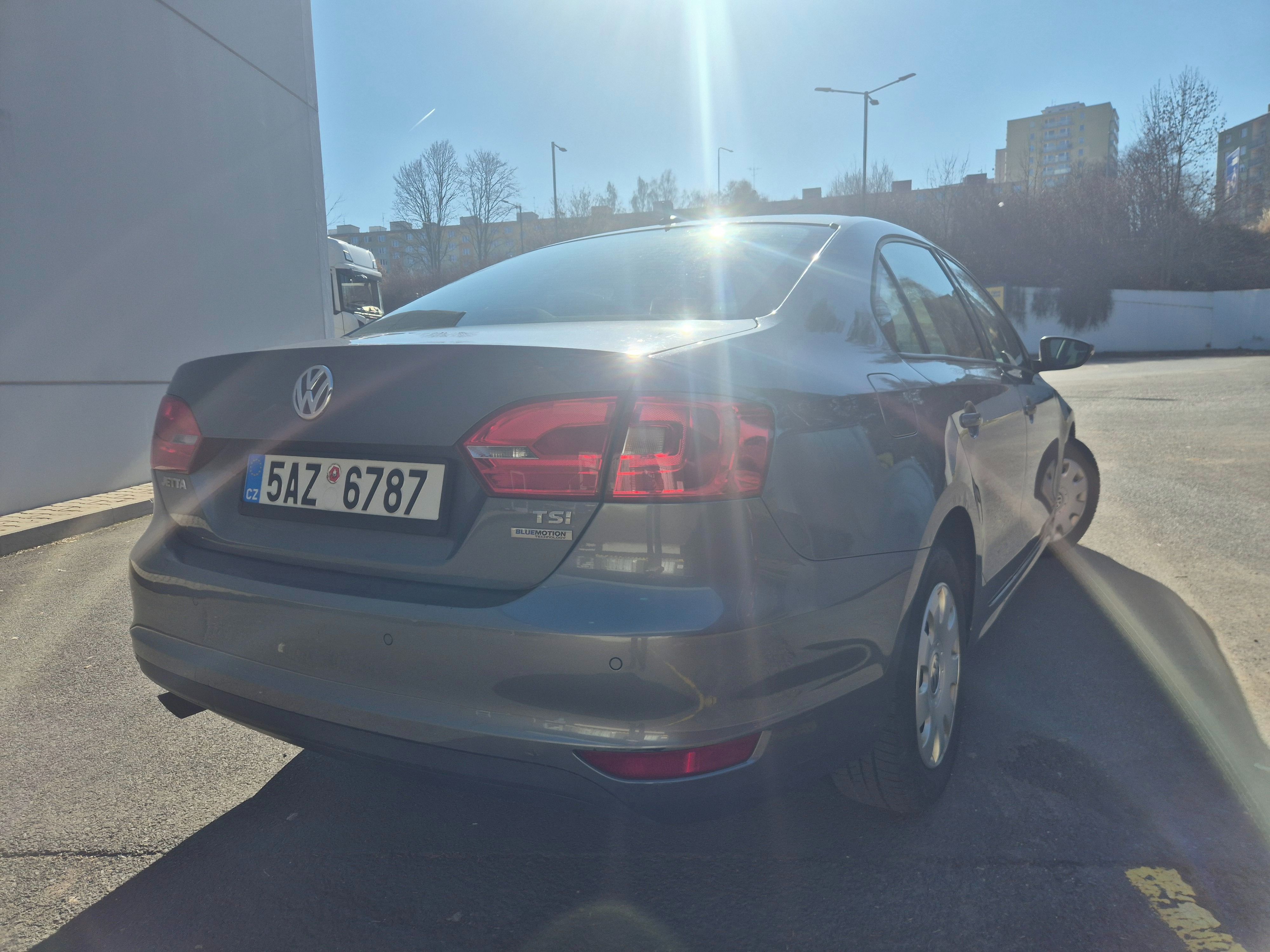 Volkswagen Jetta, 1 maj.plný servis ZÁRUKA 1 ROK - fotka 6
