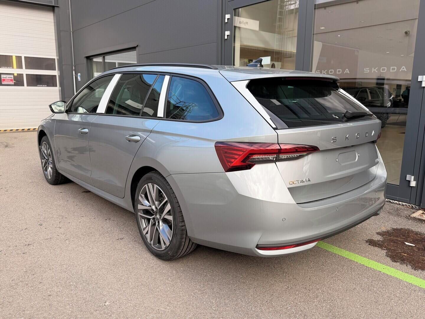 Škoda Octavia, Combi Dynamic 1.5 TSI m-HEV 11 - fotka 3