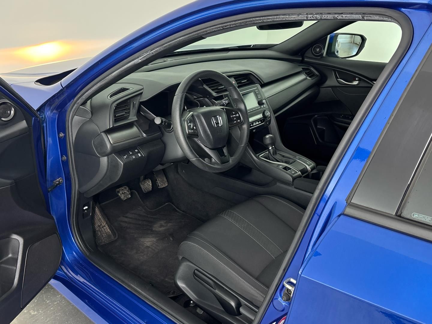 Honda Civic, 1.0 VTEC / 93 kW Comfort - fotka 6