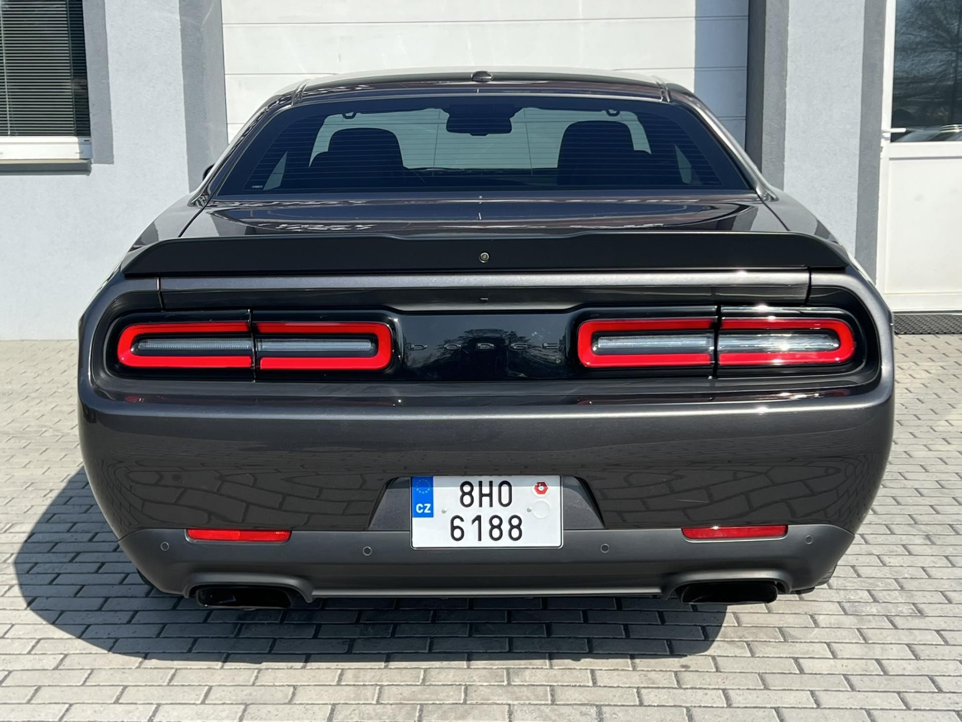 Dodge Challenger, 5.7 V8 Hemi DPH - fotka 6