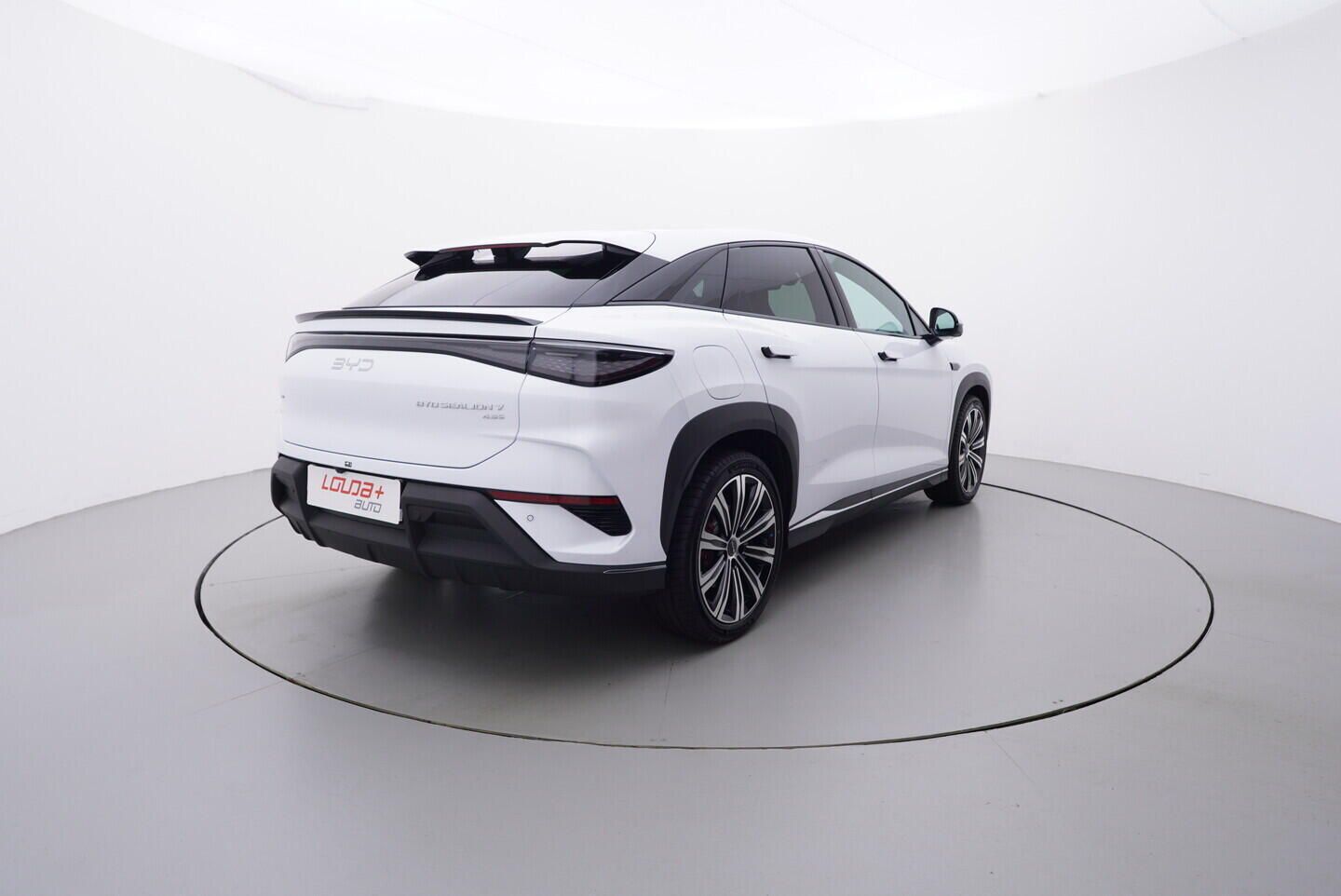 BYD Sealion 7, Excellence AWD 91,3 kWh 390 kW - fotka 5