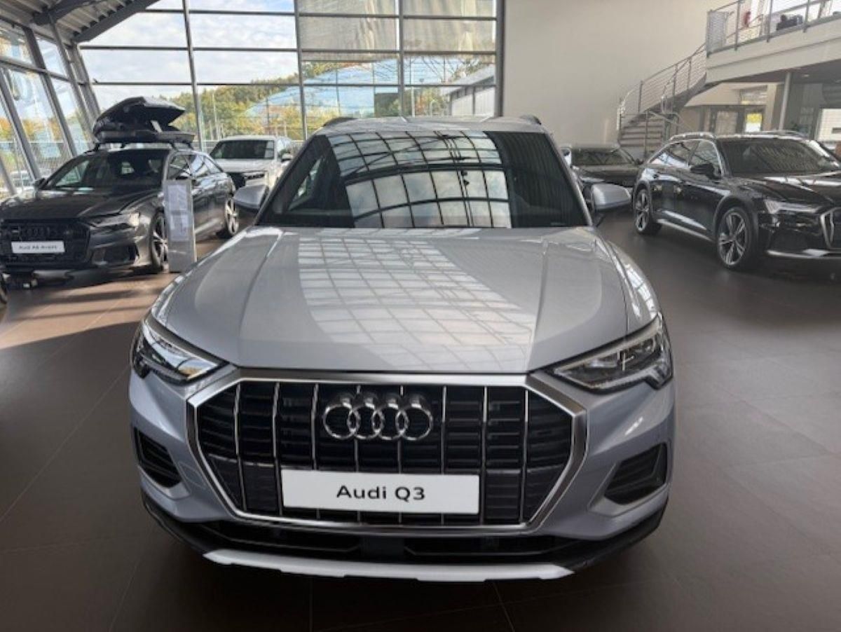 Audi Q3, Advanced 35 TFSI Stronic - fotka 2