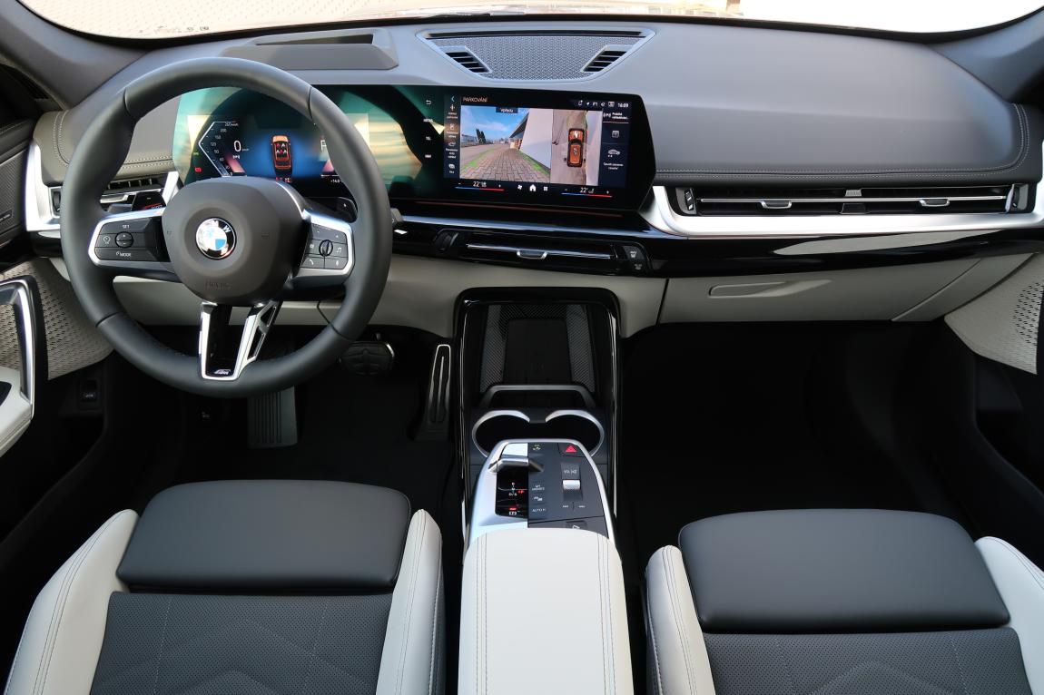 BMW X1, xDrive23i - fotka 4