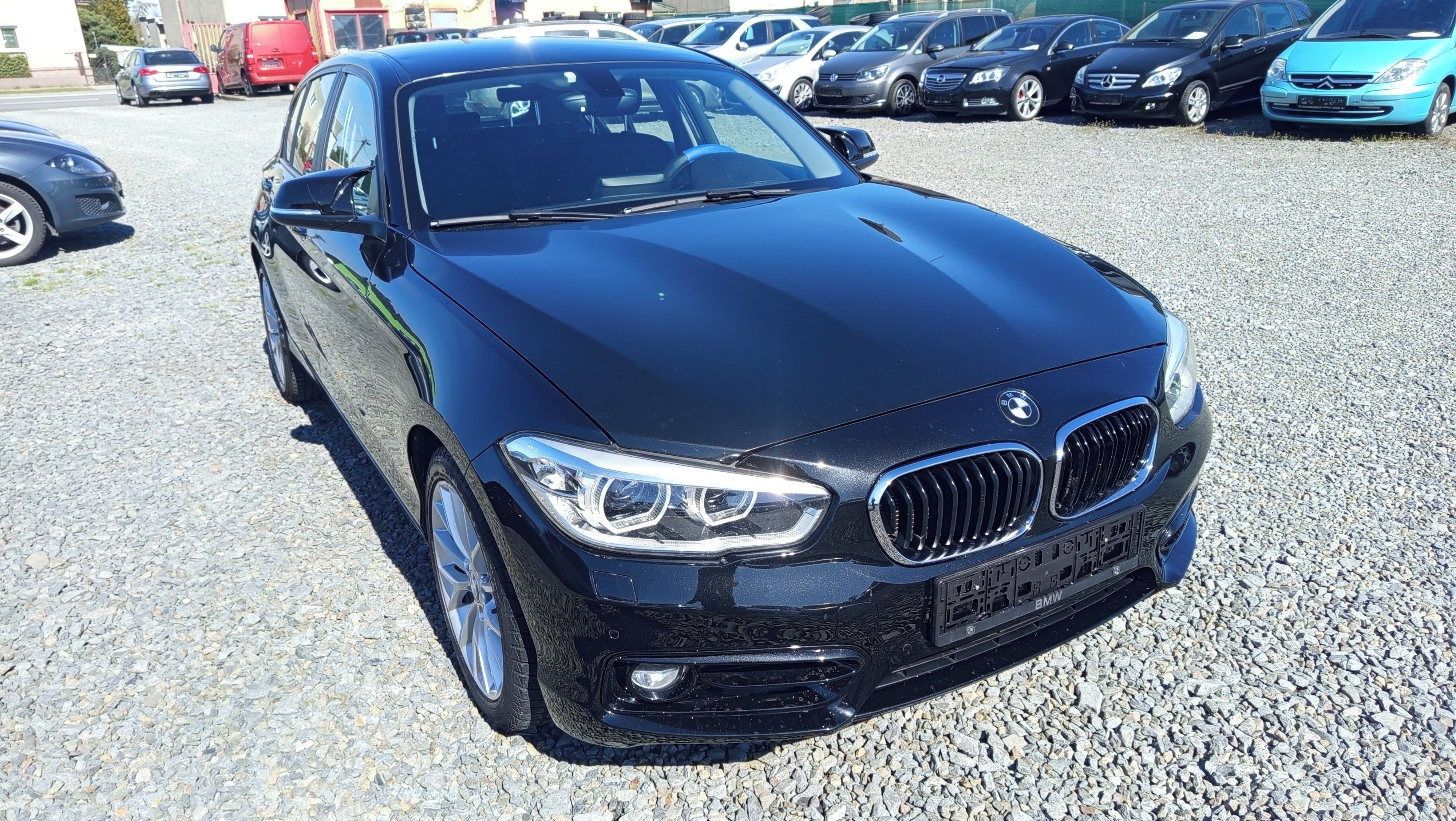 BMW Řada 1, 116D 8AT Navi, Klima - fotka 5