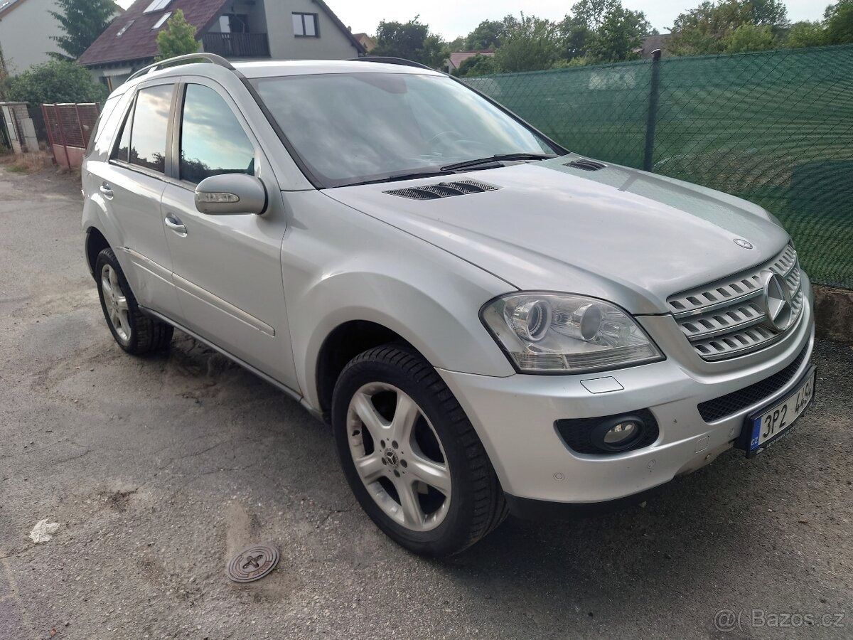Mercedes-Benz ML, 320CDI 165kW, ČR servis, tažné - fotka 2