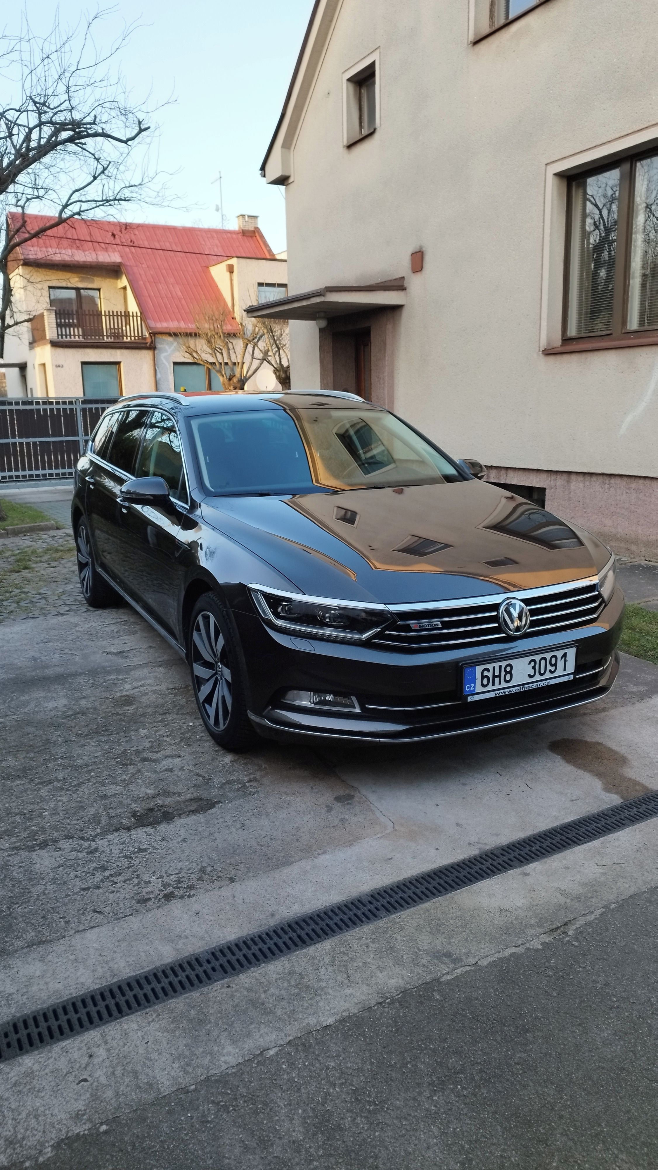 Volkswagen Passat, 2.0 TDI 140KW,DSG Highline 4x4 - fotka 2