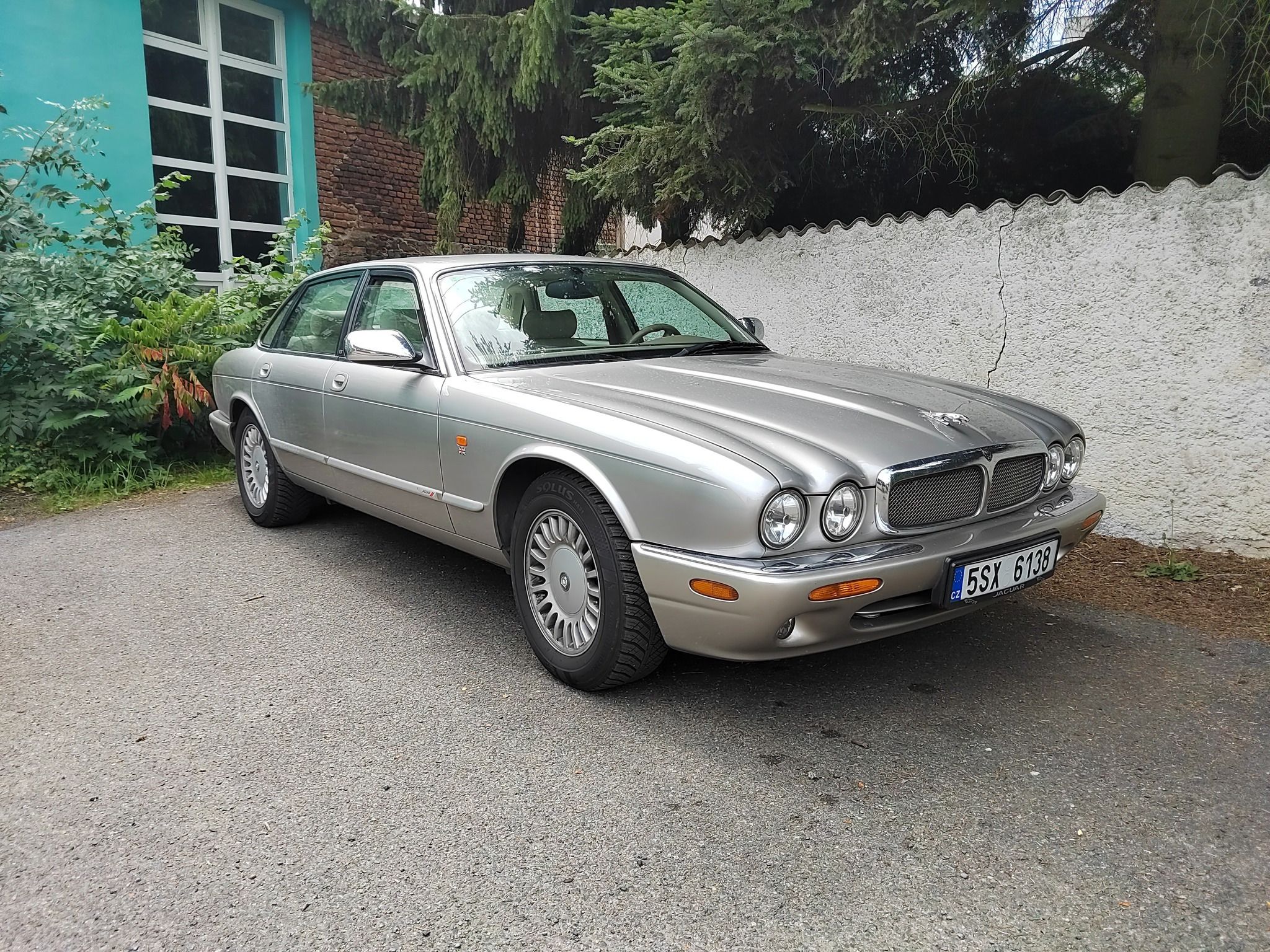 Jaguar XJ, 3,2 V8 unikát
