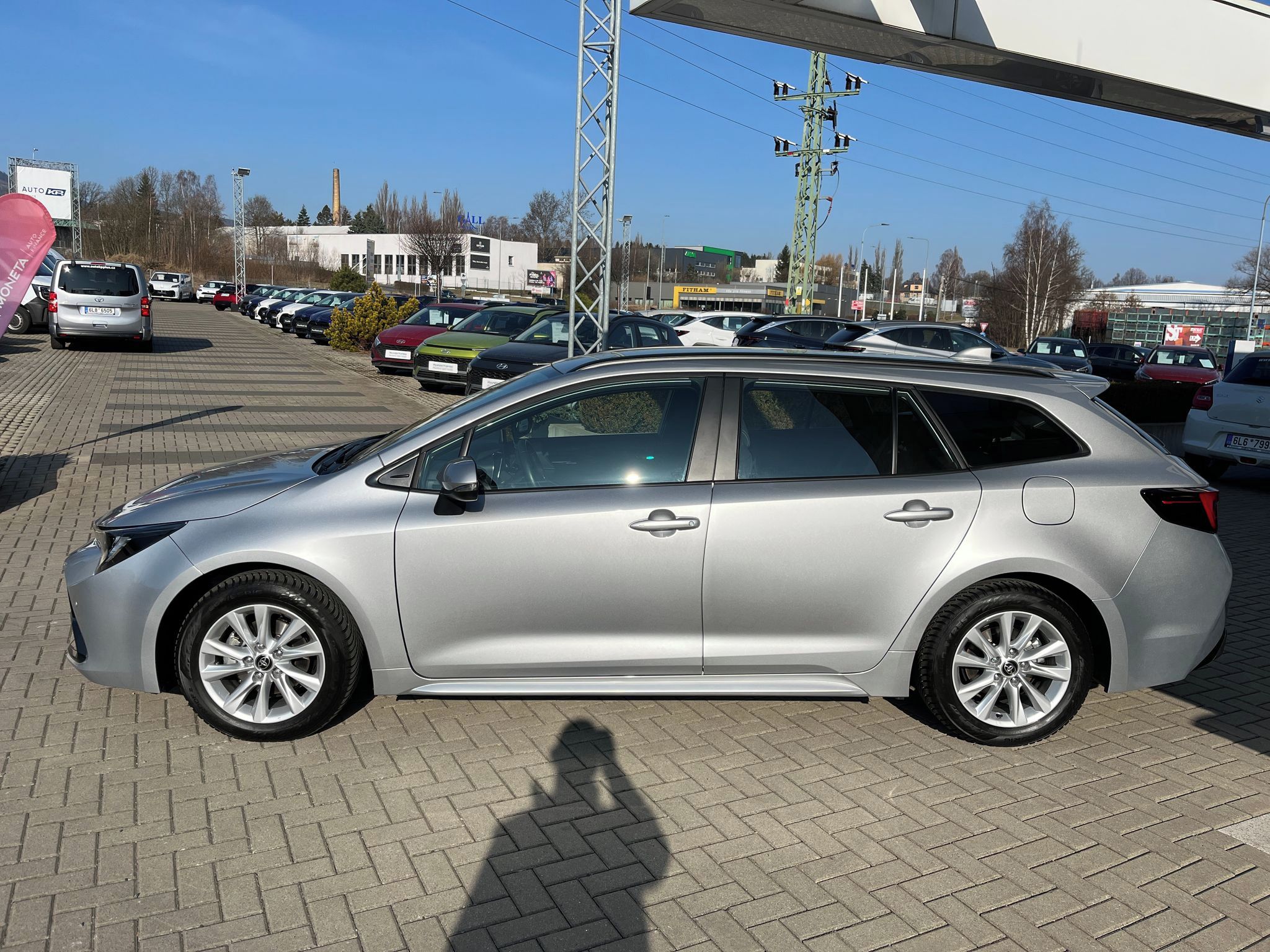 Toyota Corolla, 1.8 Hybrid Comfort Tech TS - fotka 3
