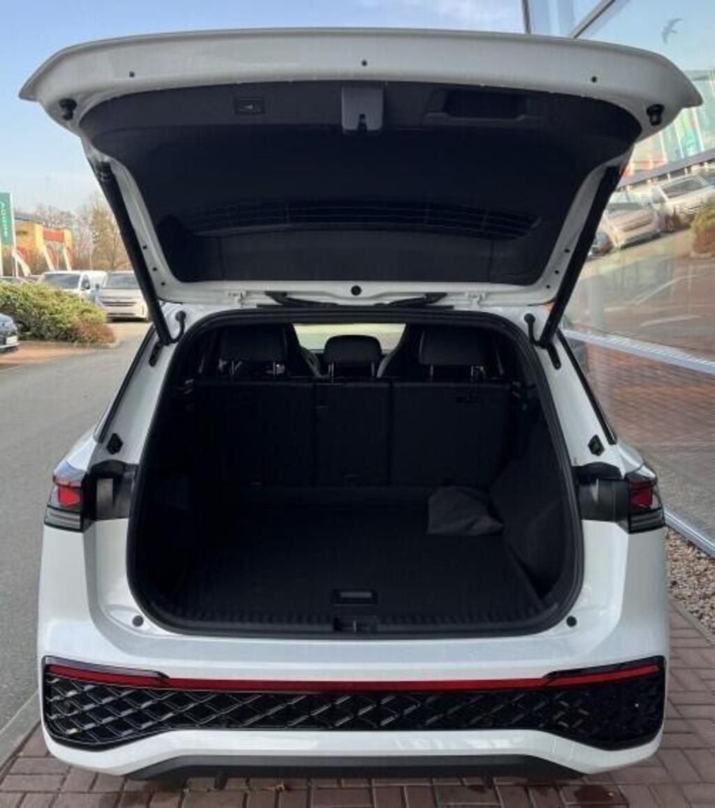 Volkswagen Tayron, R-Line People 2,0 TDI 110 kW - fotka 6