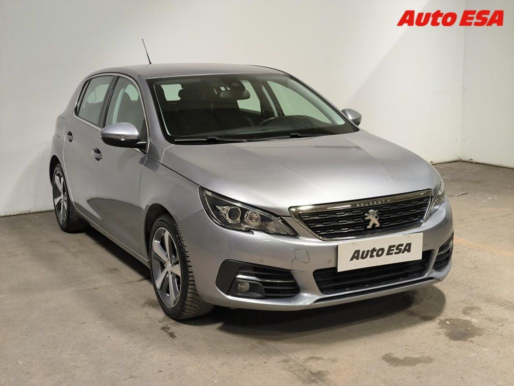 Peugeot 308, 1.2PT,Allure,navi