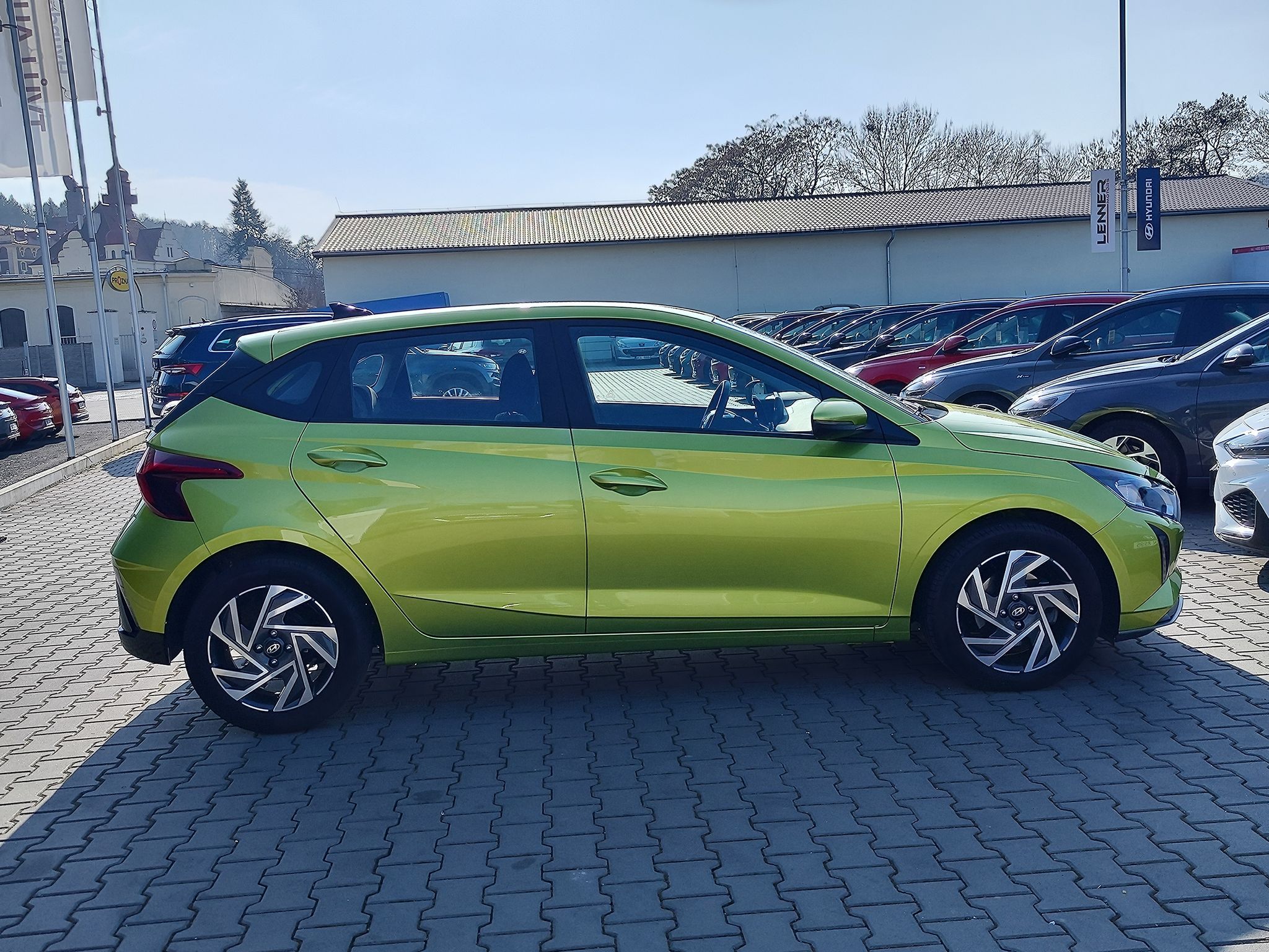 Hyundai i20, 1.0 T-GDI/74kW Wave DCT - fotka 4