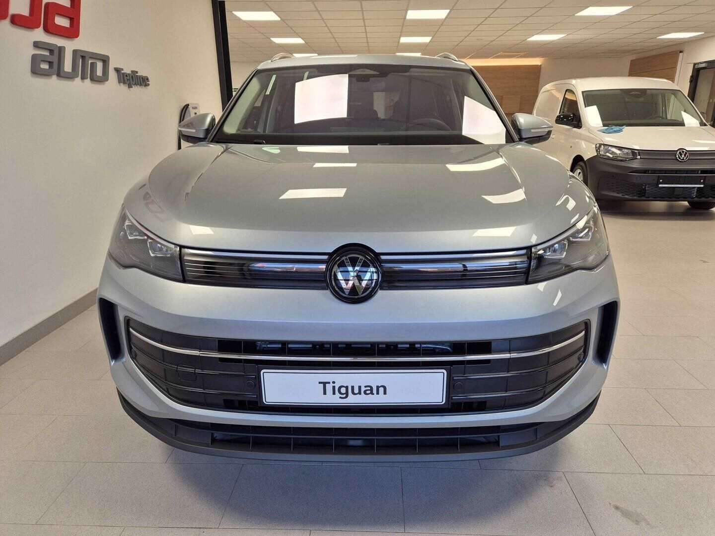 Volkswagen Tiguan, People 1,5 TSI 150 kW eHybrid - fotka 2