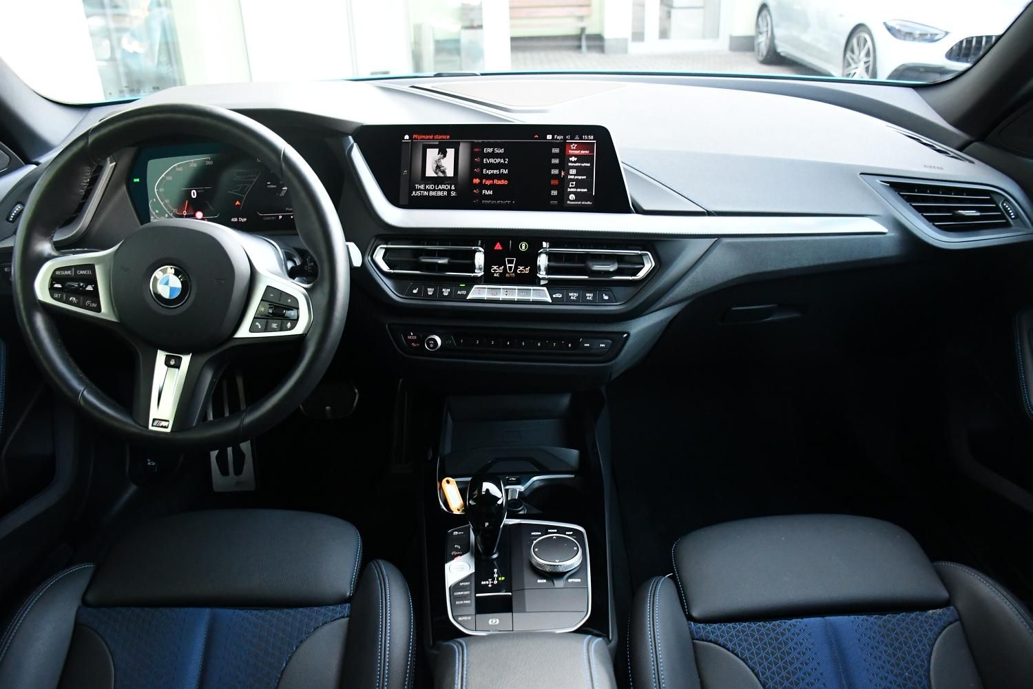 BMW Řada 2, 218d MSPORT 3LZÁRUKA INCLUSIVE - fotka 5