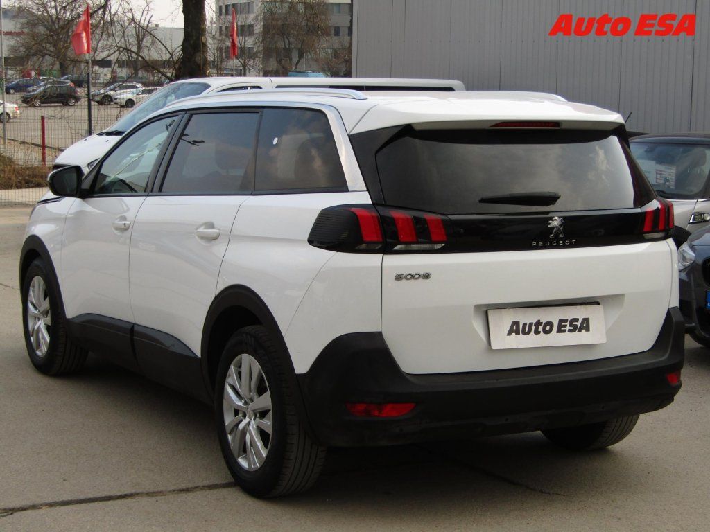 Peugeot 5008, 1.6 HDi,1.maj,ČR,Active - fotka 6