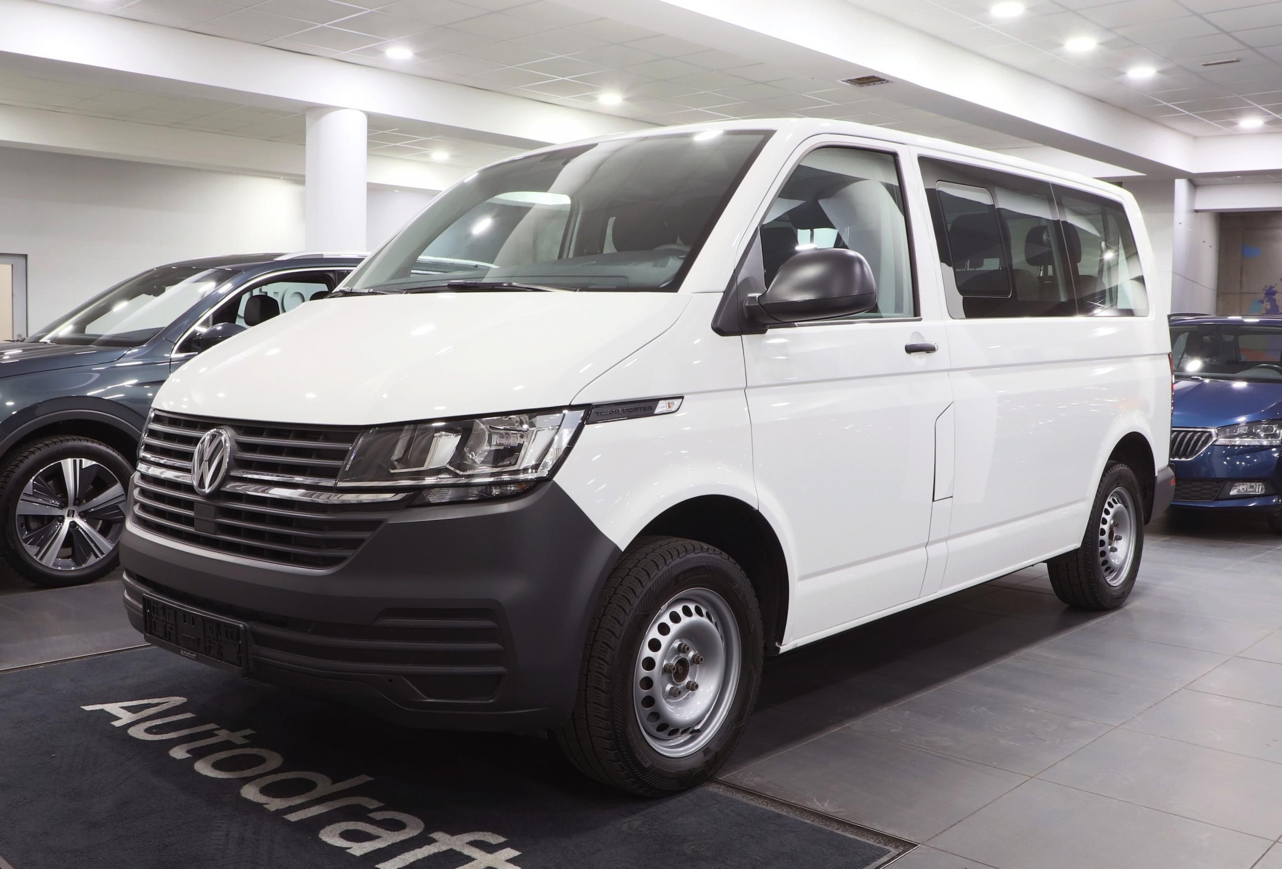 Volkswagen Transporter, DSG / 9-Míst / Tovární záruka - fotka 2