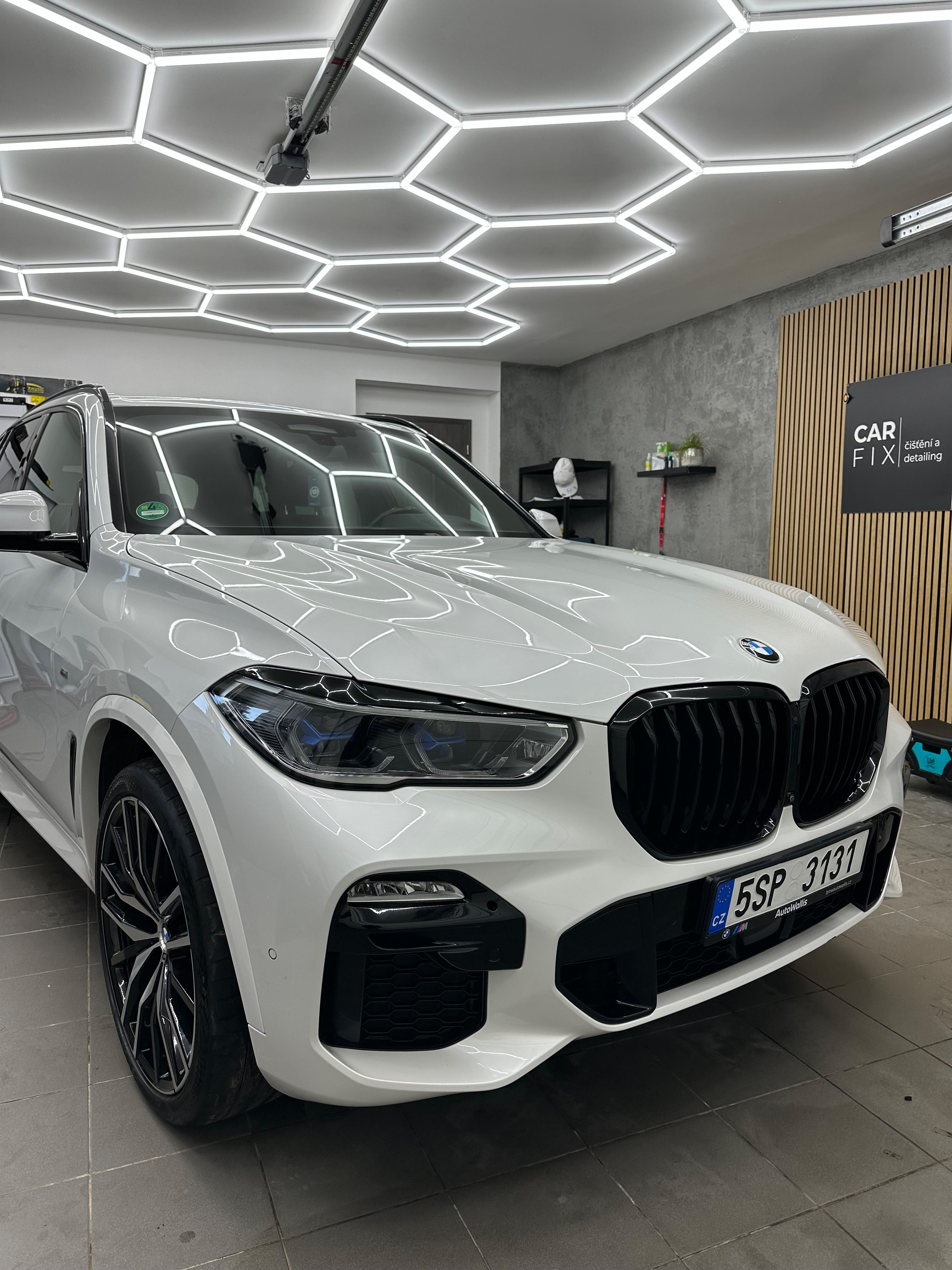 BMW X5, xDrive40i M paket - Laserlight - fotka 6