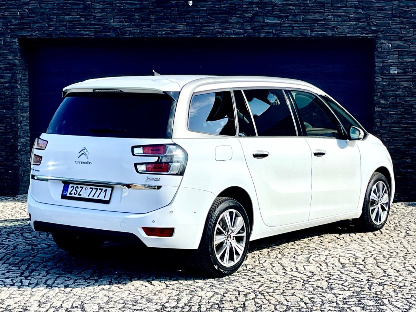 Citroën C4 Picasso, 2.0 HDi Automat Exclusive - fotka 6