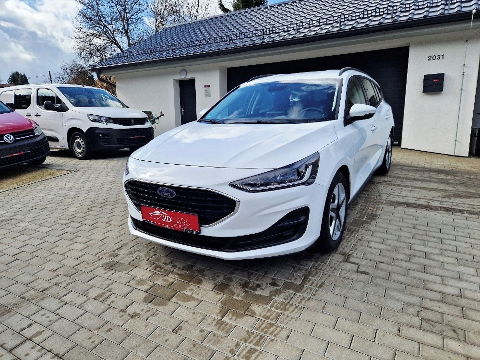 Ford Focus, 1.5 TDCi (88 kW), tažné, ALU - fotka 2