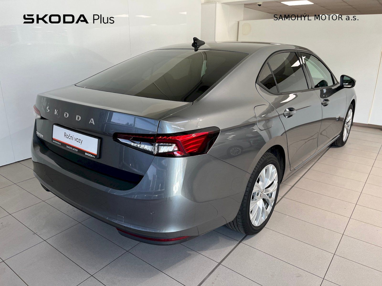 Škoda Superb, 2.0 TDI 110 kW A7F Selection - fotka 2