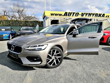 2.0 D3 AWD,Kůže,LED