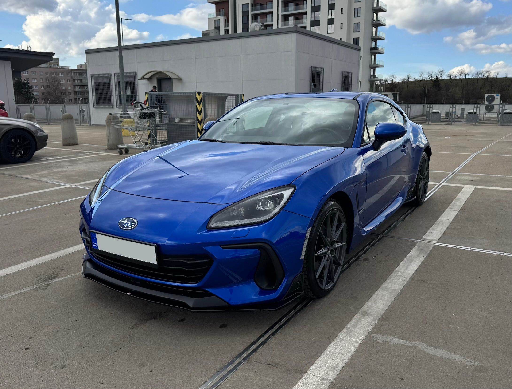 Subaru BRZ, STI paket, 2.4, 172kW - fotka 3