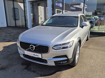 CrossCountry T5 AWD