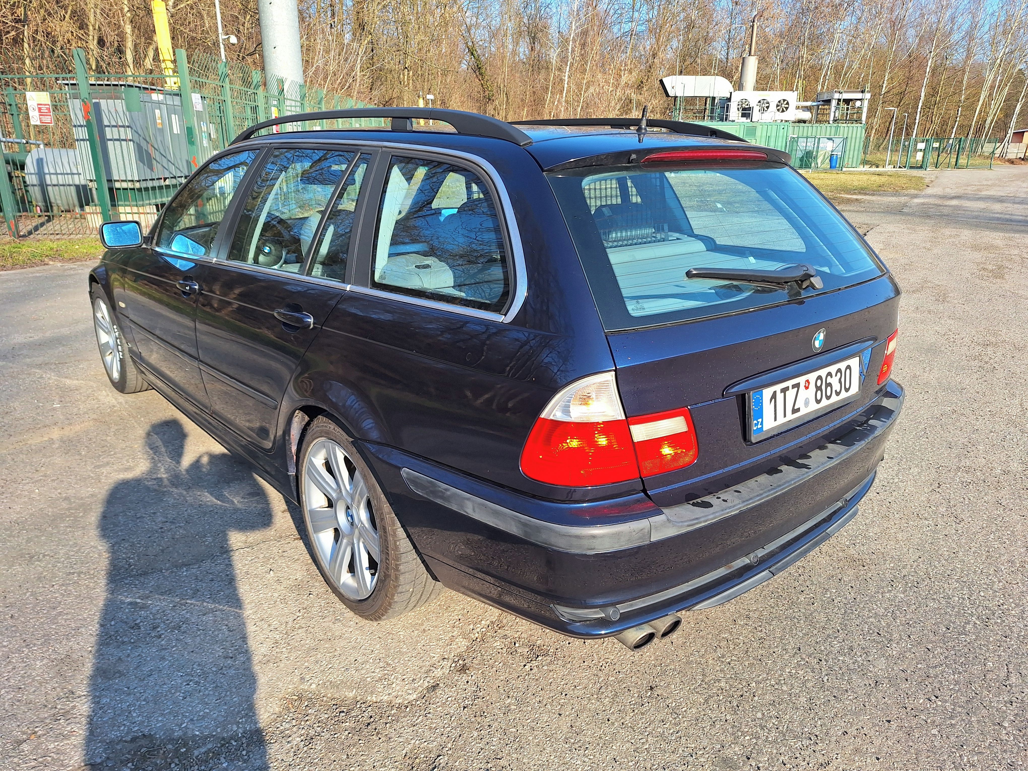 BMW Řada 3, BMW 330i PLNÁ VÝBAVA BUSINESS! - fotka 3