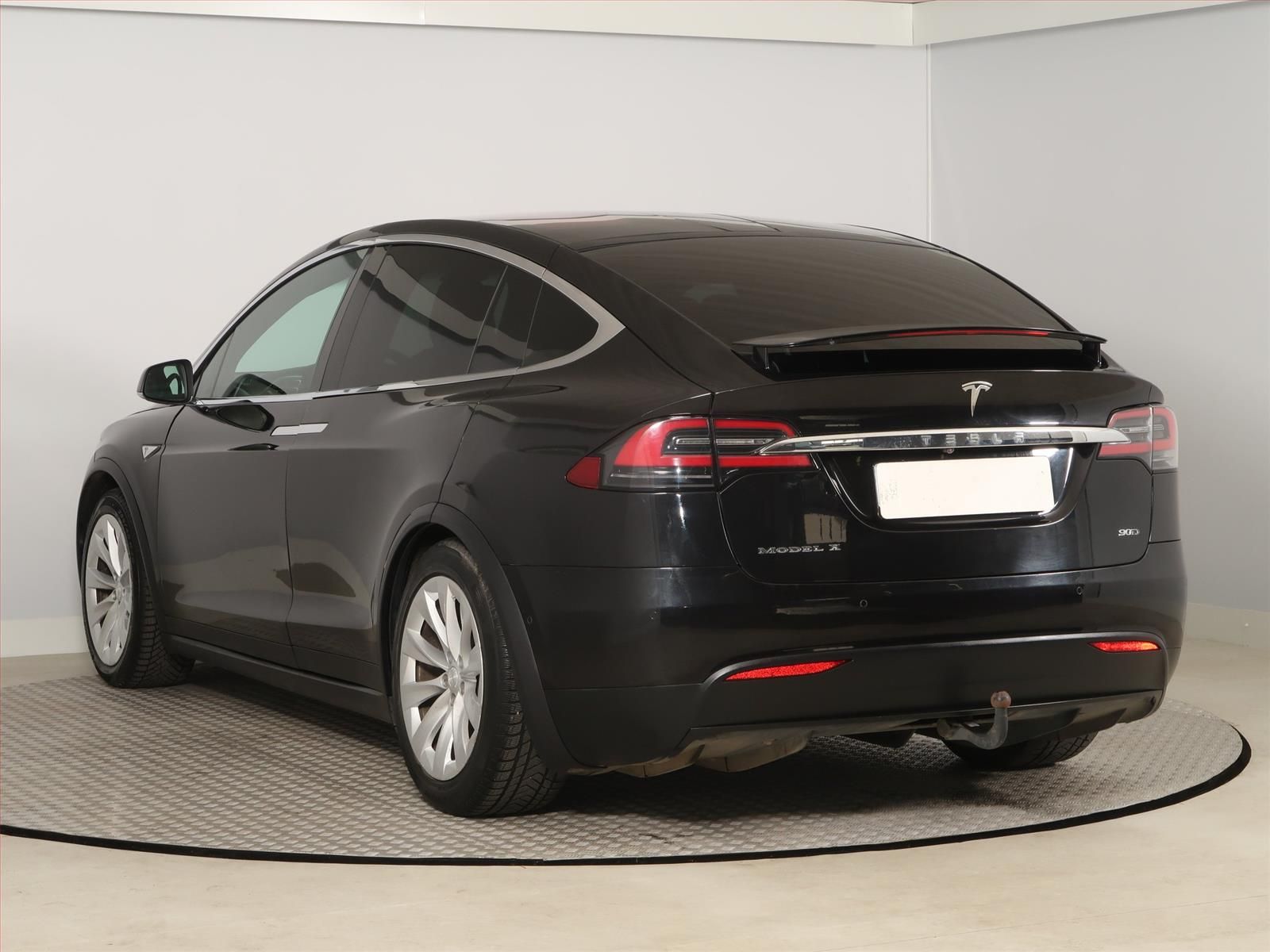 Tesla Model X, 90D, SoH 84%, NOVÁ CENA, 4X4 - fotka 4
