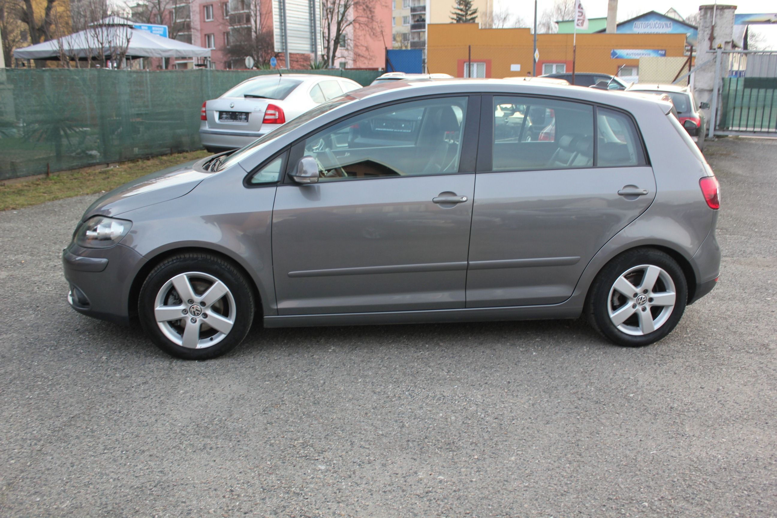 Volkswagen Golf Plus, 1.9 TDI, výhřev, plný servis - fotka 4
