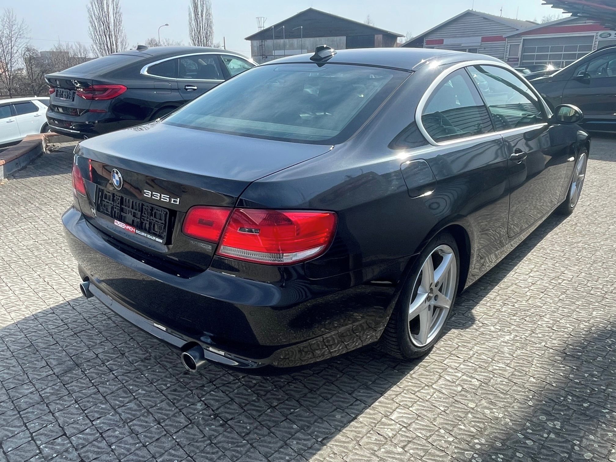 BMW Řada 3, 335d Coupé - fotka 6