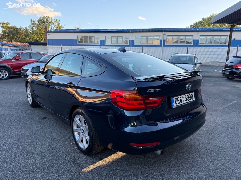 BMW Řada 3, GT, manual - fotka 2
