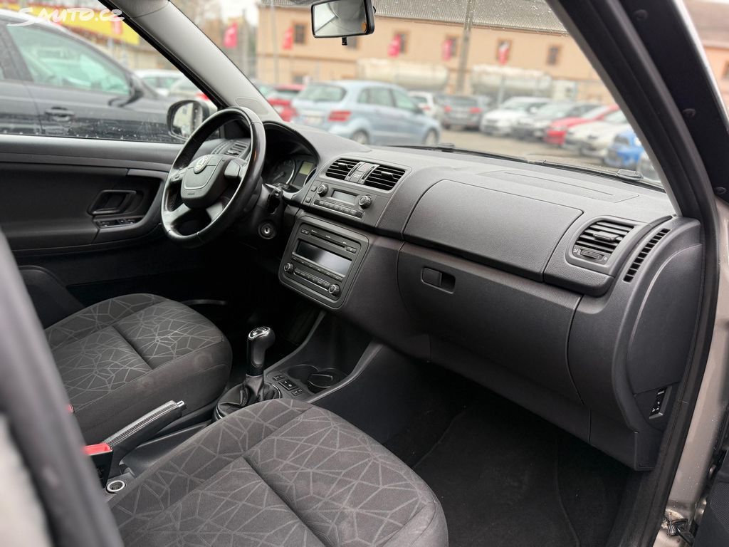 Škoda Fabia, 1.2 tsi Family - fotka 5