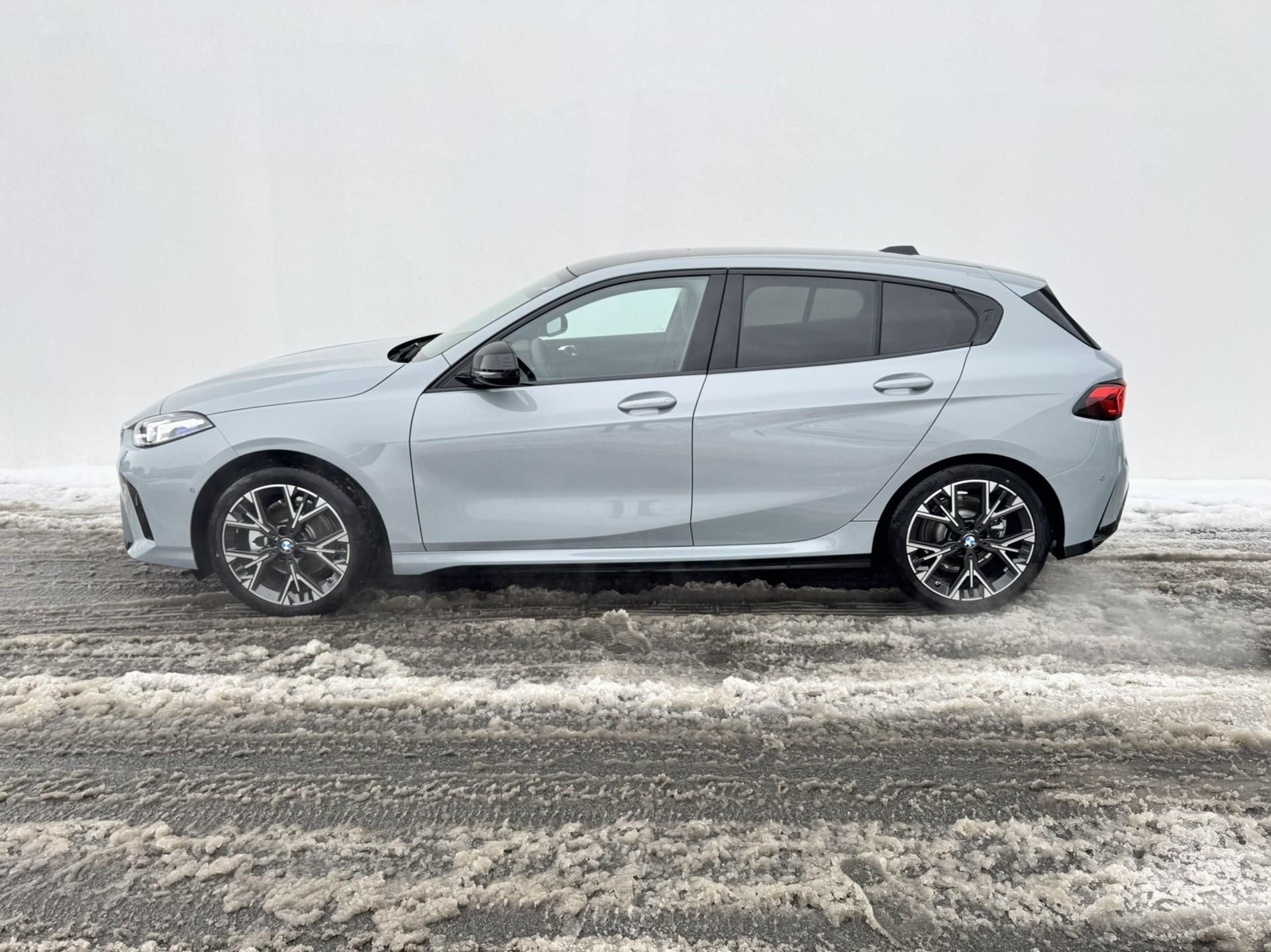 BMW Řada 1, 118d - fotka 5