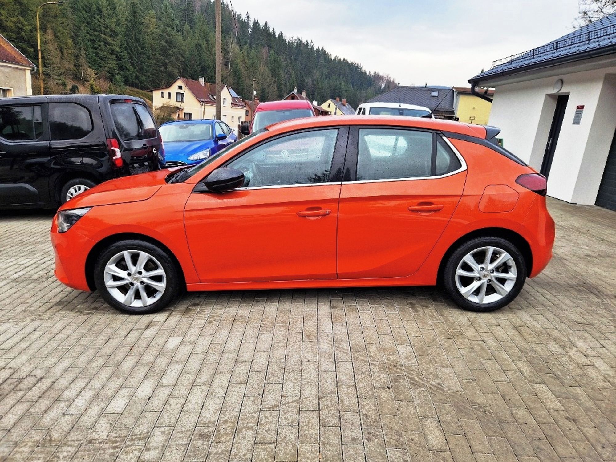 Opel Corsa, 1.2 T (74 kW), 60 tis. km, LED - fotka 5