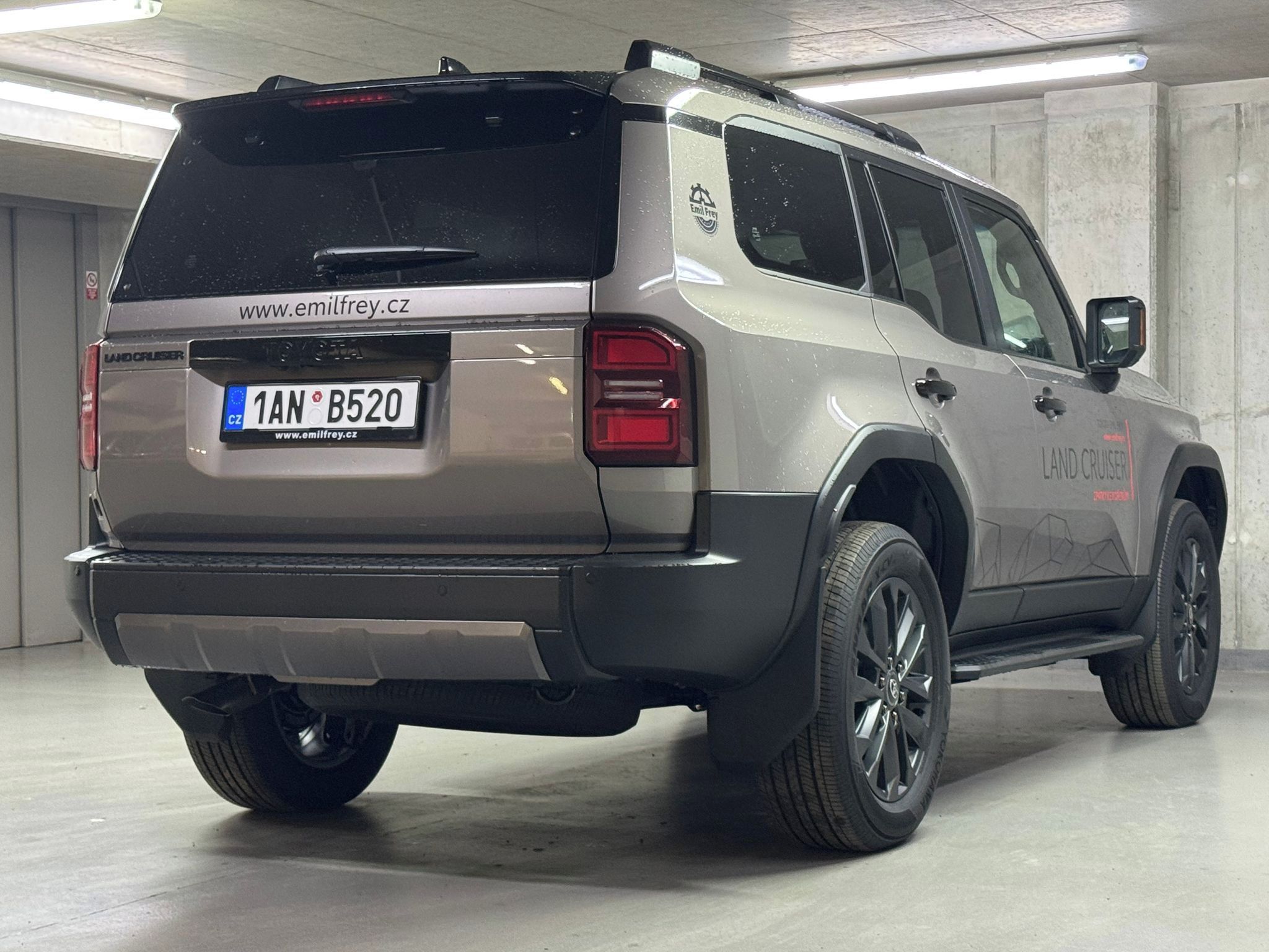 Toyota Land Cruiser, Executive 2.8L Diesel 48V MHEV - fotka 5