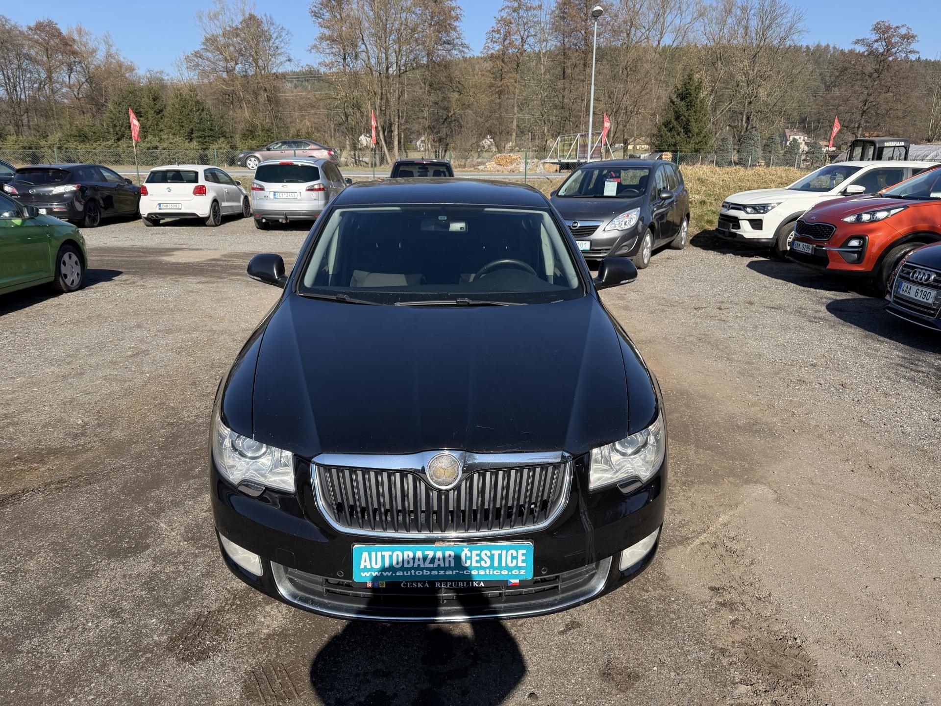 Škoda Superb, 3.6 V6 4x4 DSG - fotka 2