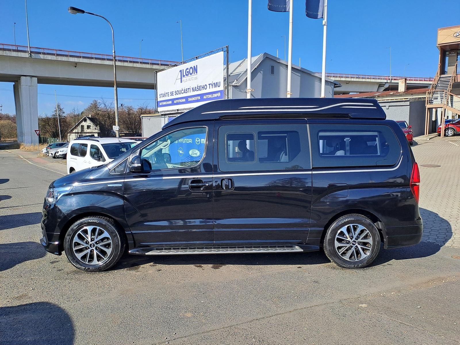 Hyundai H 1, GRAND STAREX 2.5 CRDi AT 2WD - fotka 2