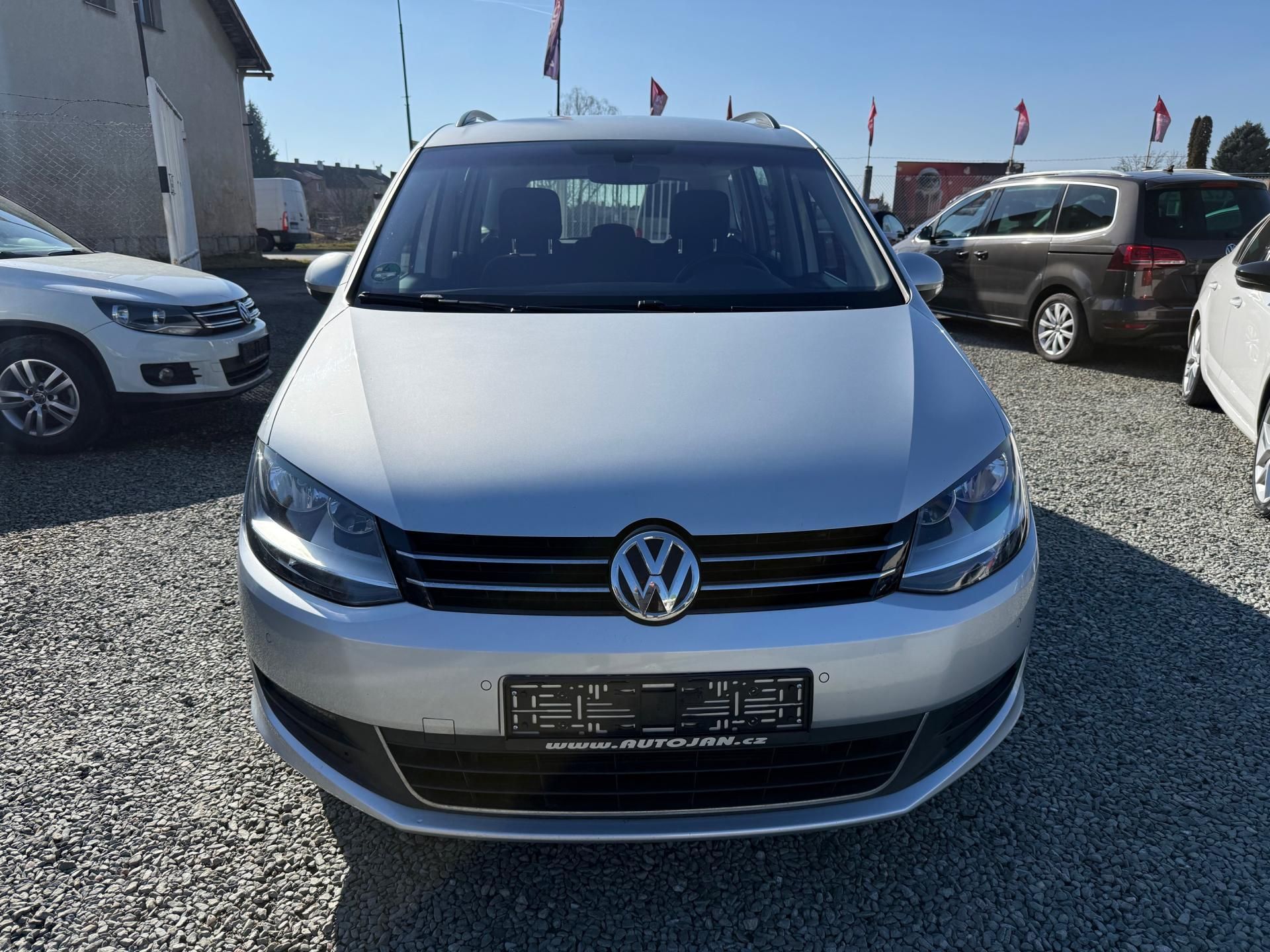 Volkswagen Sharan, 2.0 TDI DSG 135KW COMFORTLINE - fotka 2