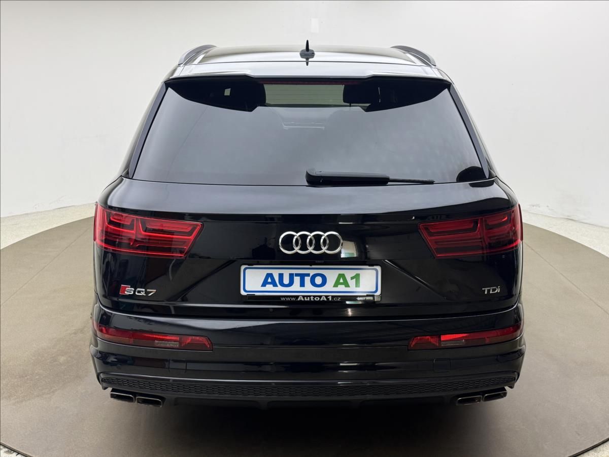Audi SQ7, 4,0 V8 MATRIX BOSE DPH 360° CZ - fotka 5