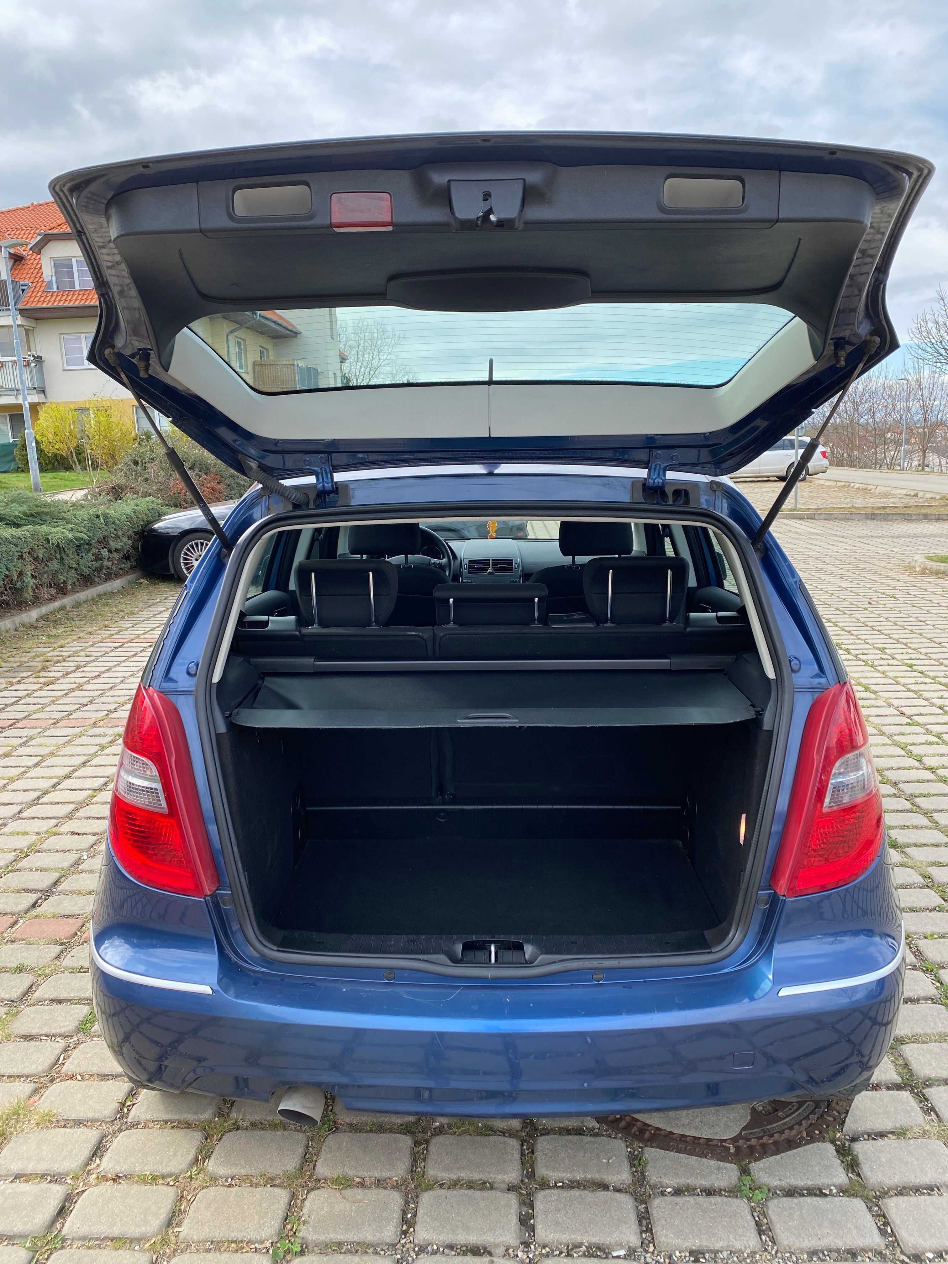 Mercedes-Benz Třídy A, STK do 2027,po servisu! - fotka 5