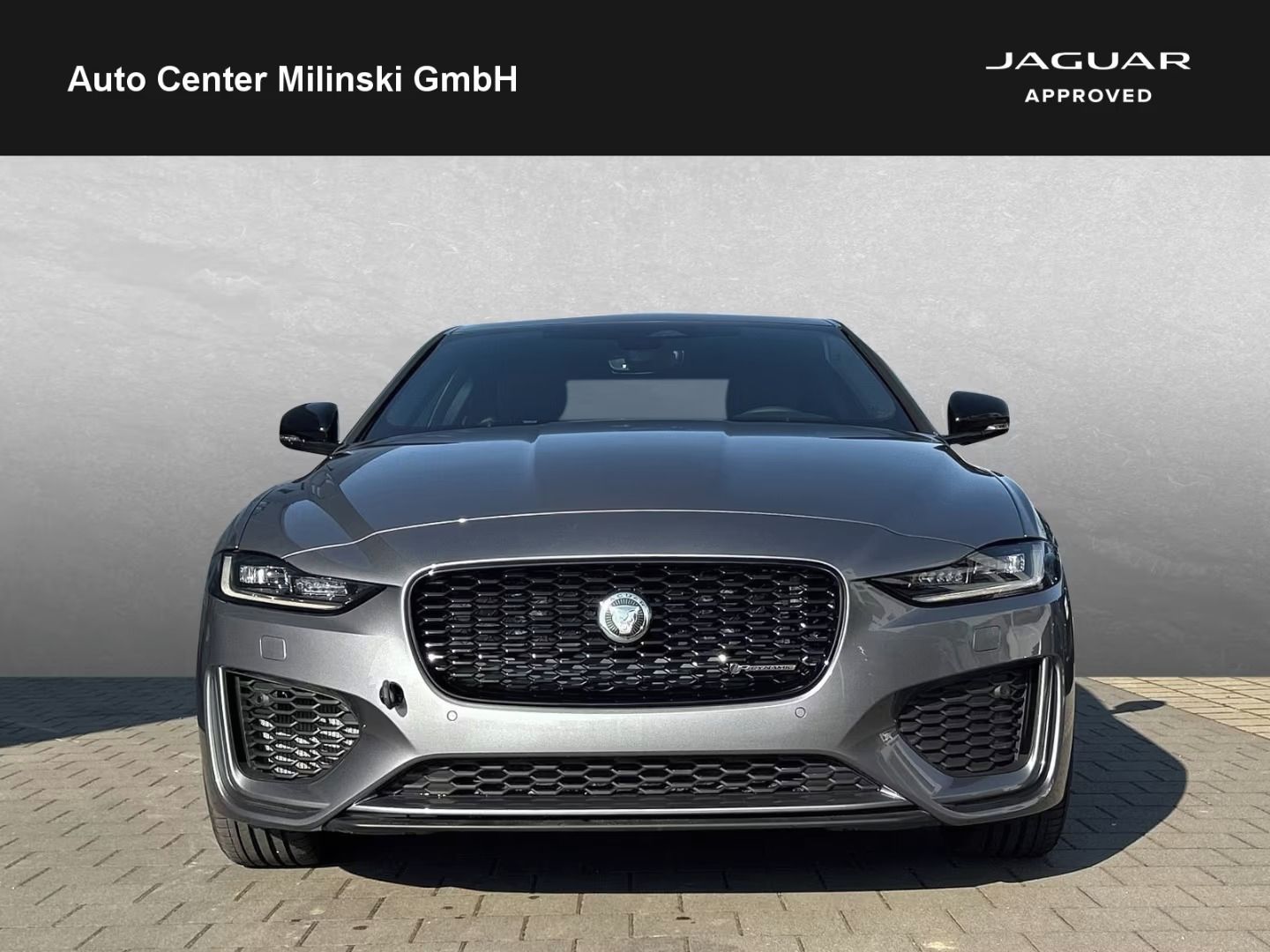 Jaguar XE, P250 R-Dynamic SE - fotka 2