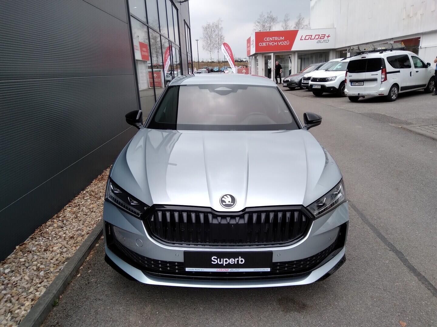 Škoda Superb, Sportline 2,0 TSI 195 kW - fotka 4