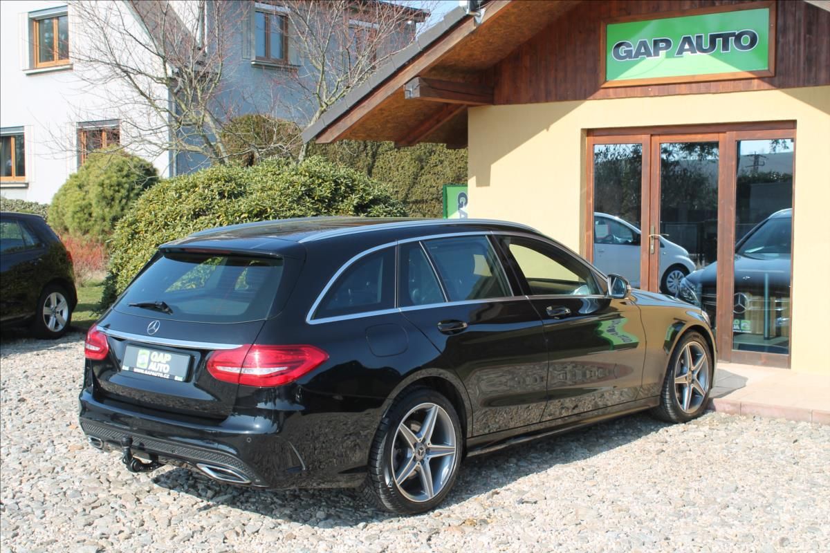 Mercedes-Benz Třídy C, 250D 150kW AMG 4MATIC - fotka 6