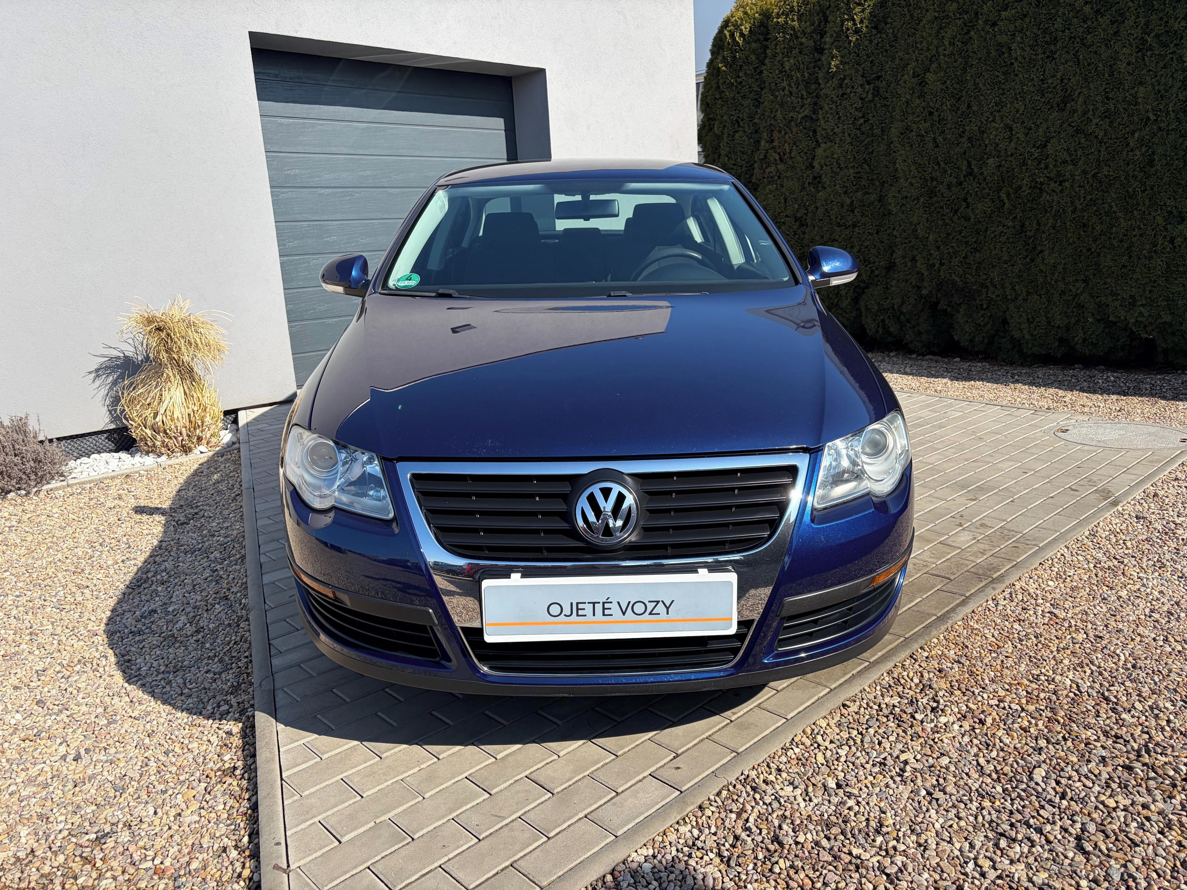 Volkswagen Passat, 2.0 FSI 110KW, Tažné - fotka 2
