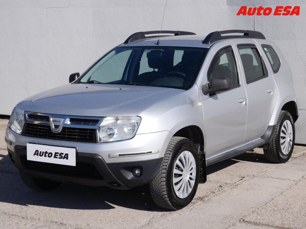 Dacia Duster, 1.6i,1.maj,AC,tažné - fotka 3